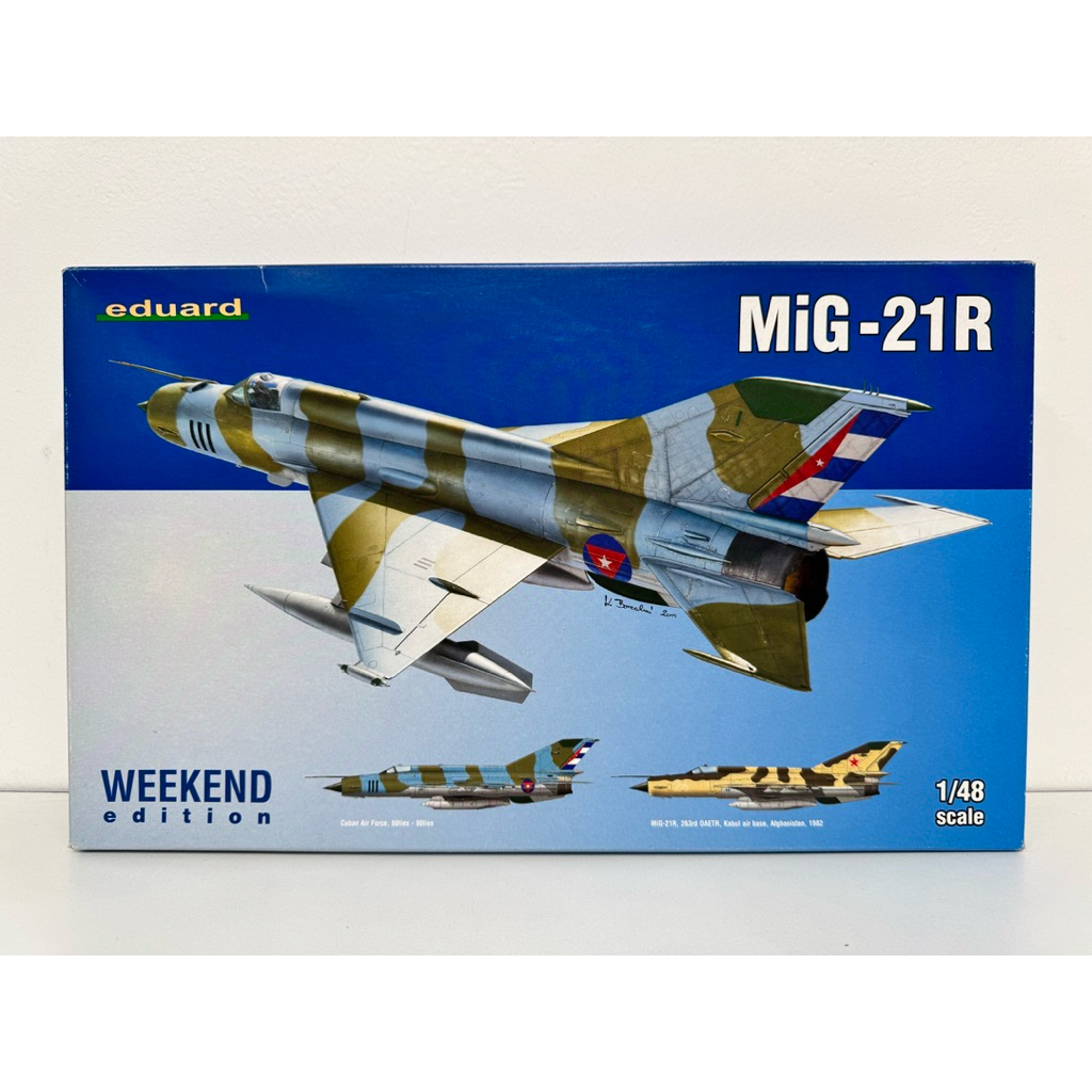 เครื่องบินไอพ่น โมเดล MiG-21R 1/48 scale ยี่ห้อ eduard