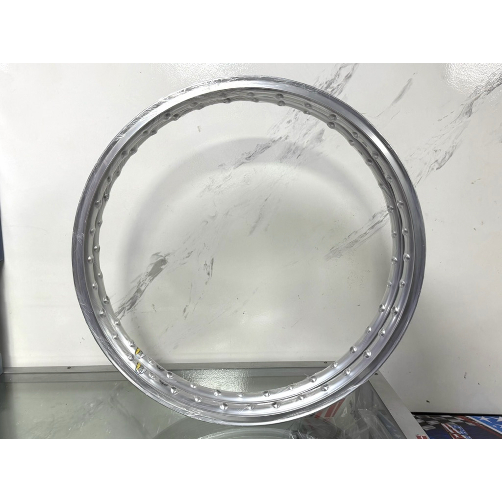 วงล้อรางน้ำ AKRONT งานมันปู(สมคิด) สีเงิน ล้วน 1.40x17 ล้องานสมคิดแท้100% สินค้าพร้อมส่ง