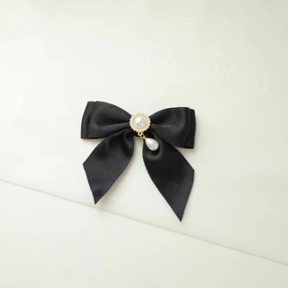 Danmugi Studio - ริบบิ้น Brooch ดีไซน์ โบว์ ตกแต่งด้วย Pearl สำหรับเสริมสไตล์ของคุณ งานประณีต