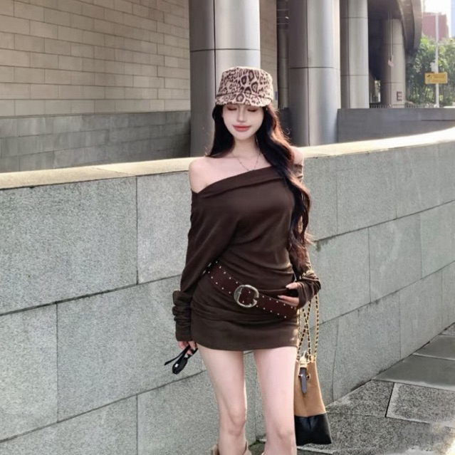 BY0369 Set3ชิ้น เสื้อปาดไหล่+กระโปรงกางเกง+เข็มขัด benly co - รูปที่ 5