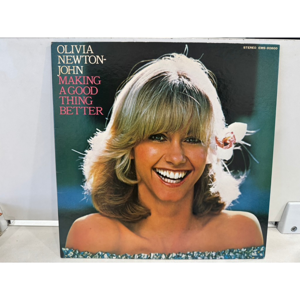 1LP Vinyl Records แผ่นเสียงไวนิล  OLIVIA NEWTON-JOHN MAKING A GOOD THING BETTER    (H9D5)