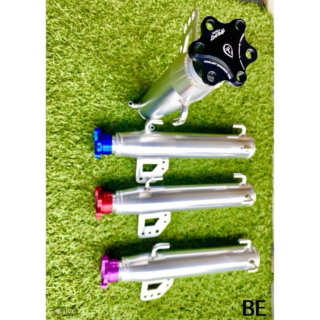 ถังพักน้ำอลูมิเนียม รุ่นฝาดาวแฉก ยาว 30 ซม. ของแต่งระบบหล่อเย็น