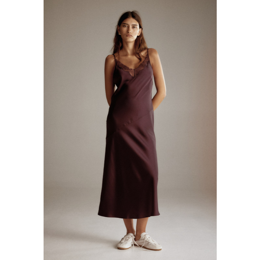 H&M(เอชแอนด์เอ็ม) ชุดเดรสผ้าซาตินแต่งลูกไม้ Women Lace-trimmed satin dress 1310669_1