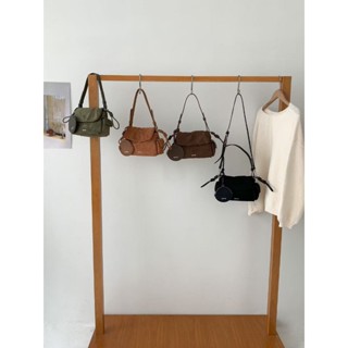 BESTER “WASABI” Bag มาพร้อมถุงผ้า