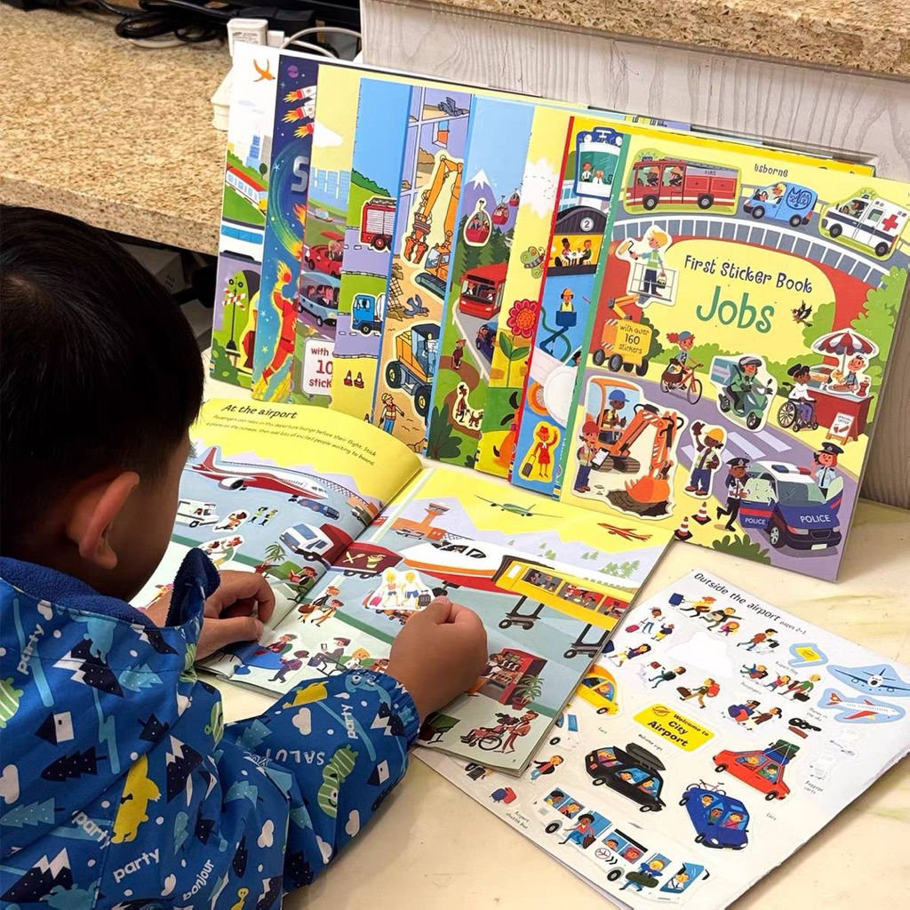 Usborne sticker book หนังสือติดสติ๊กเกอร์ หนังสือภาพ สมุดภาพติดสติ๊กเกอร์ นิทานภาษาอังกฤษเสริมความรู้ พัฒนาการ รูปที่ 7