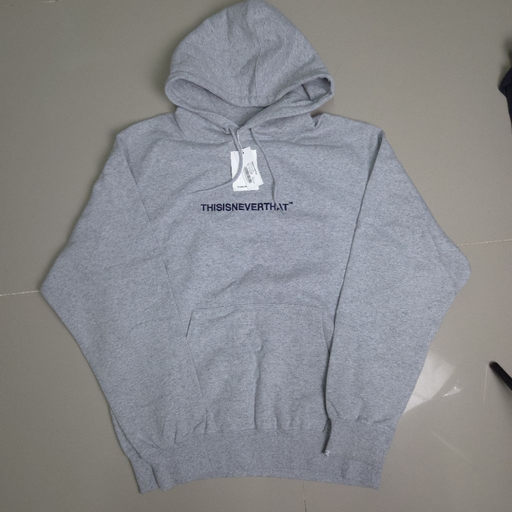 THISISNEVERTHAT HOODIE มือสองสภาพใหม่กริบ