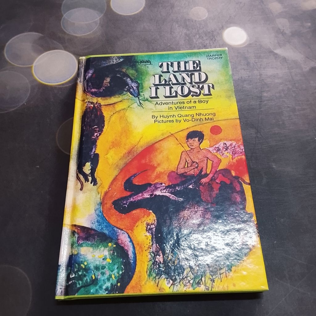 #วรรณกรรมรางวัลมือสอง :  The Land I Lost