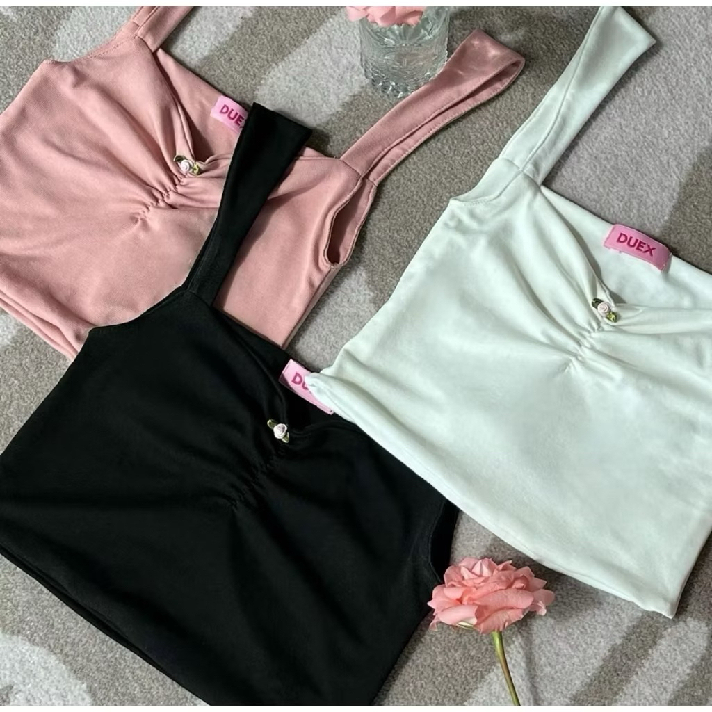 ส่งต่อ Duex studio รุ่น primrose tank top สี ขาว