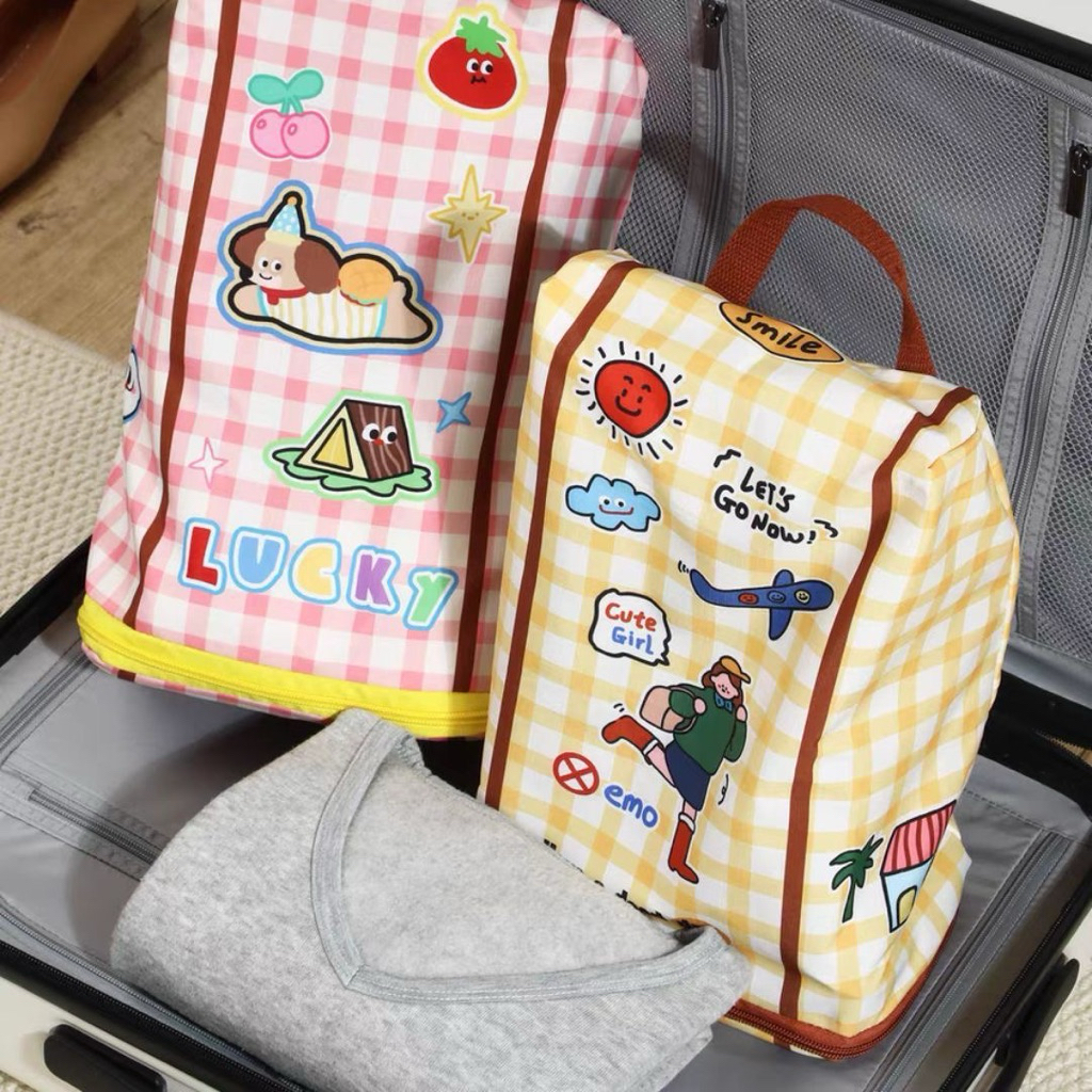 เซ็ตกระเป๋าจัดระเบียบเดินทาง 5 ชิ้น Travel Organizer Bag Set ลายน้องหมาสีชมพู น่ารักสดใส กระเป๋าเดินทาง พร้อมส่งในไทย ราคา ถูกที่สุด ดีลบีเคเค แกลเลอรีภาพที่ 8