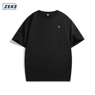 ZEKE A0028 เสื้อยืดแขนสั้น ผู้ชายหลวม ๆ สบาย ๆ ท็อปส์ซูสีทึบ
