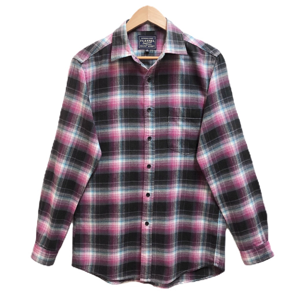 Uniqlo เสื้อเชิ้ตชาย แขนยาว สีโทนชมพู-ดำ ลายสก๊อต ป้าย M มือสอง