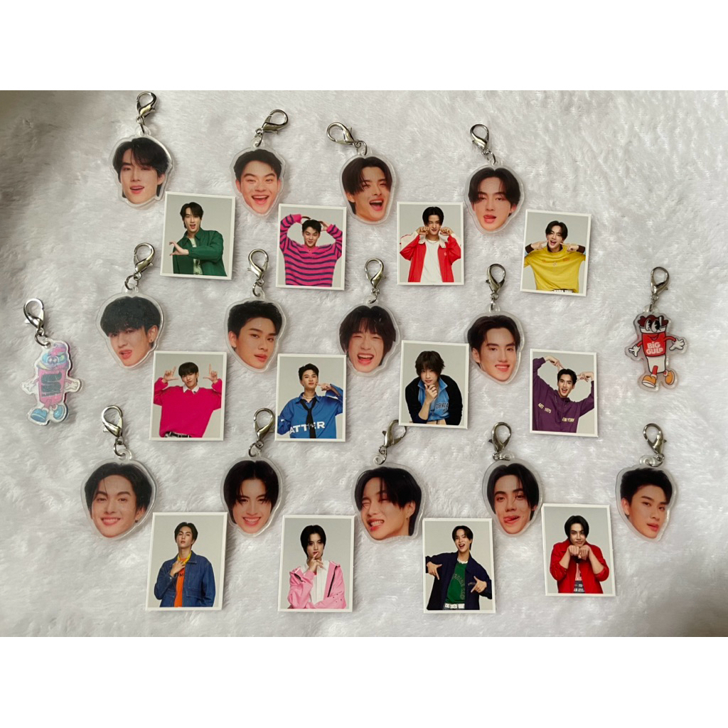 พวงกุญแจแฟนต้า+รูปถ่าย วง Bus