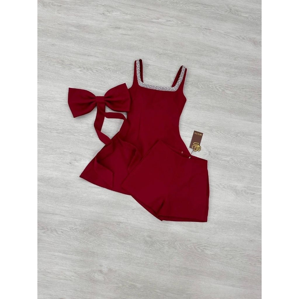 Milyn มินิเดรสตัวเดรสแขนกุดแต่งอะไหล่เพชรขอบชุดช่วงอกเชื่อมไปด้านหลัง และมีอะไหล่โบว์ใหญ่ - รูปที่ 6