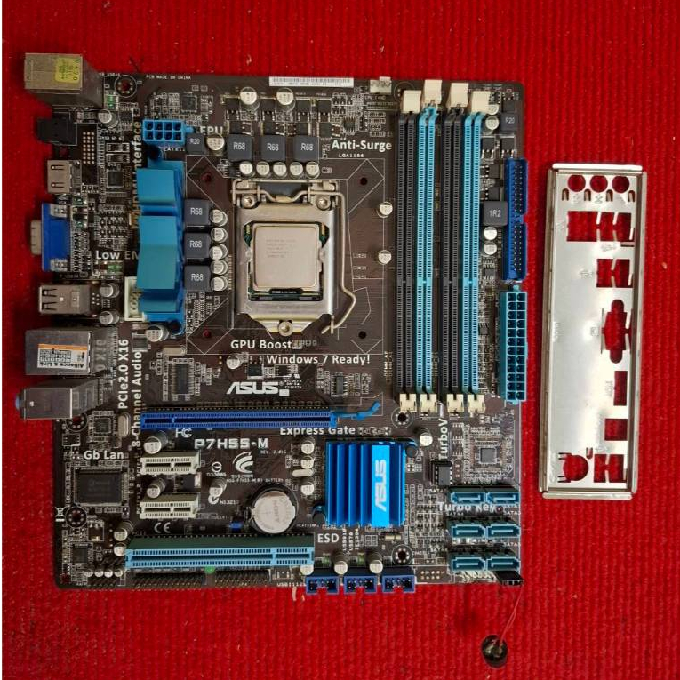 เมนบอร์ดมือสอง 1156 พร้อมซีพียู i3-530 ผ่านการทดสอบแล้ว ใช้งานได้ปกติ MAINBOARD ASUS P7H55-M พร้อมฝา