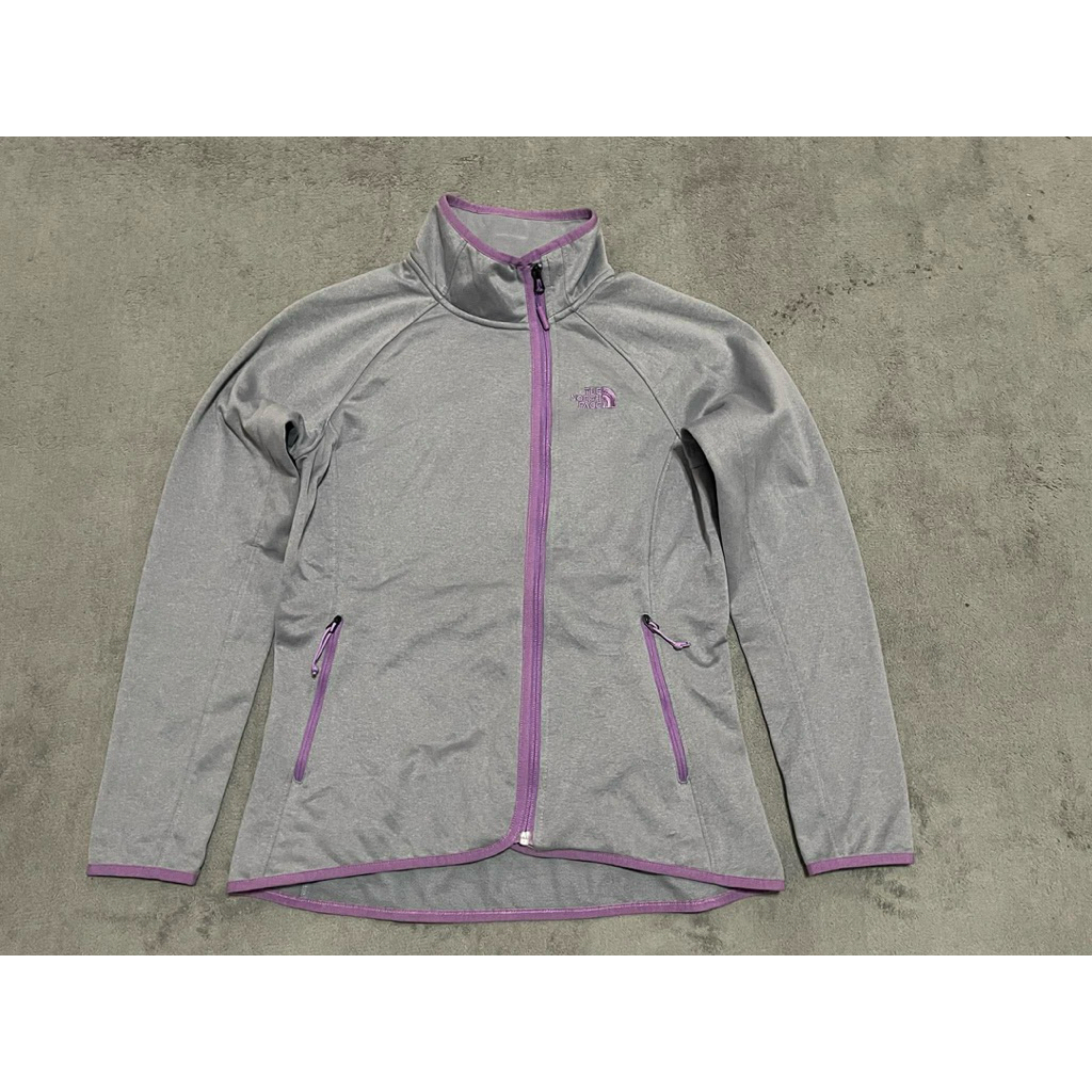 The North Face วอร์ม M  มือสองของแท้