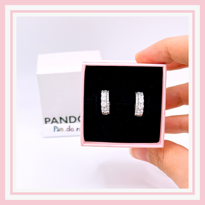 [พร้อมส่ง สินค้าแท้ 💯 ] ต่างหูแพน แถมกล่อง Double Band Pavé Hoop Earrings