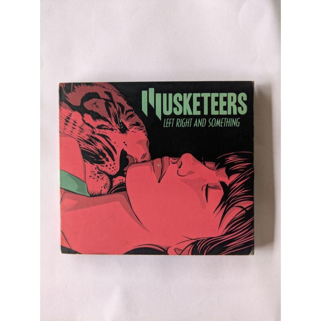 CD เพลง:Musketeers - Left Right and Something (2009)