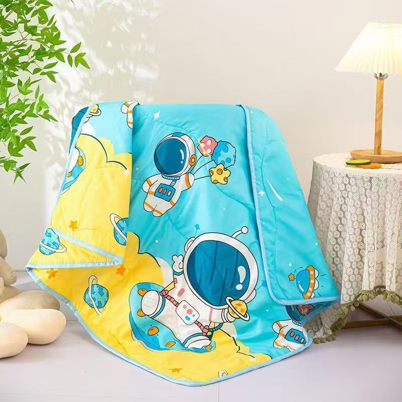 พร้อมส่ง ผ้าห่มเด็ก ผ้าห่มพกพา ลายน่ารักเด็กๆชอบ สินค้าคุณภาพ ผ้านุ่มสบายไม่ระคายเคืองผิว