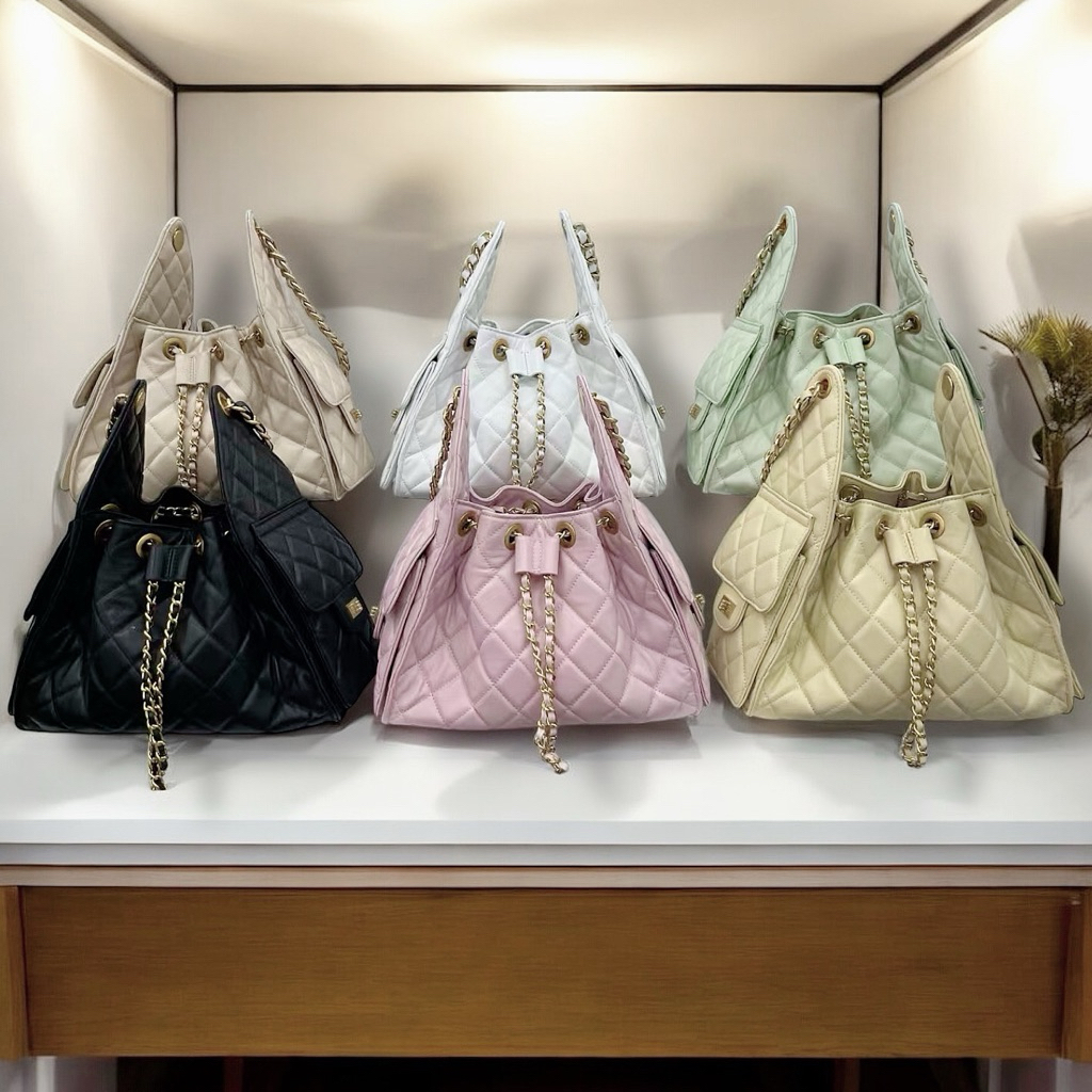 New Cherry 28cm กระเป๋าขนมจีบหนังแกะ แบรนด์Lovera