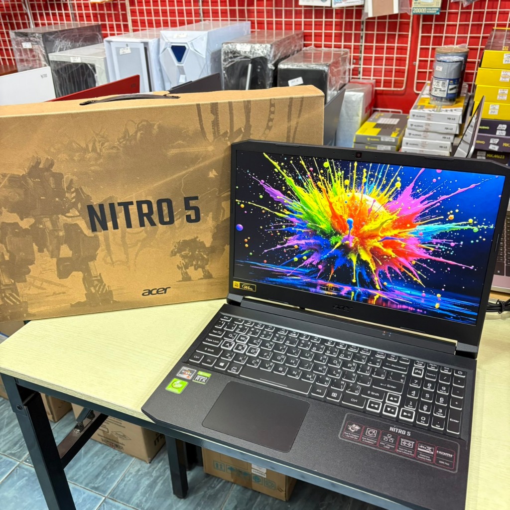 ACER  NITRO 5  AN515-45-R2BC  หน้าจอติดฟิล์มกันรอยรอบตัวเครื่องและหน้าจอแล้ว  สภาพเครื่อง  99%