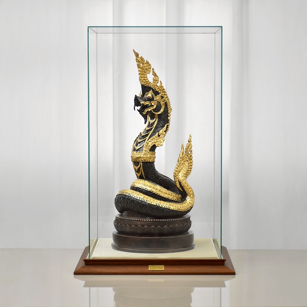 พญานาคราช ตระกูลกัณหาโคตะมะ สีดำ เสริมด้าน การงาน การเงิน และธุรกิจ ของขวัญมงคล