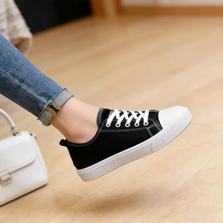 YaaKu ส่งเร็ว รองเท้าผ้าใบ35-44ผู้หญิง ผู้ชาย สวมใส่สบาย นำเข้าราคาถูก คลาสสิค ทรงสวย ใส่ทำงาน ใส่เที่ยวได้