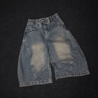 URTHE - กางเกงยีนส์ เอวยางยืด รุ่น V-CUT SHORTS