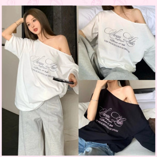 （จัดส่งตลอด 24 ชั่วโมง）เสือยืดผู้หญิง ปาดไหล่ เกาหลี ทรงหลวม…