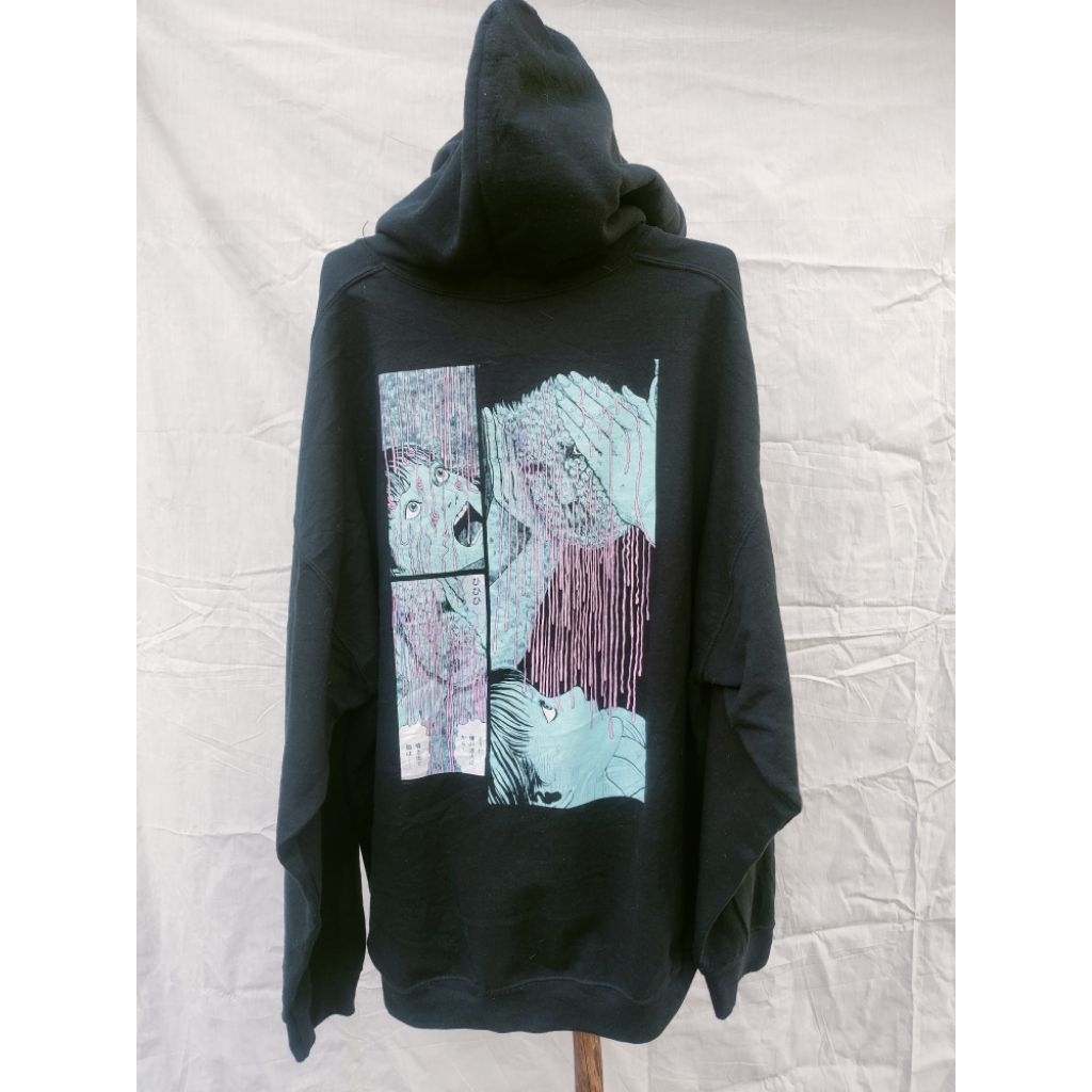 เสื้อสเวตเตอร์ฮู้ดแขนยาวแบรนด์:Junji Ito Collection