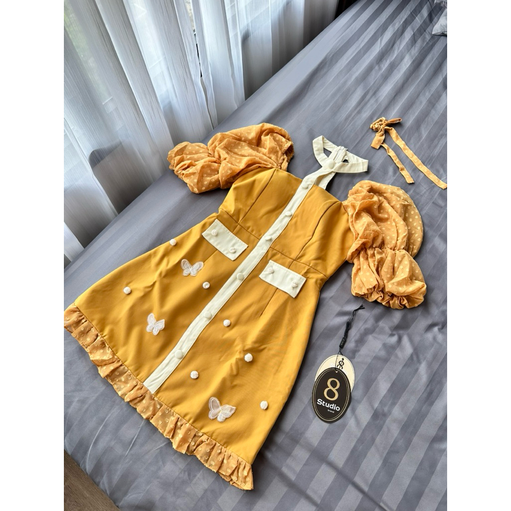 💛 8Studio✨ S used พร้อมยางรัดผม💫 32-26-36