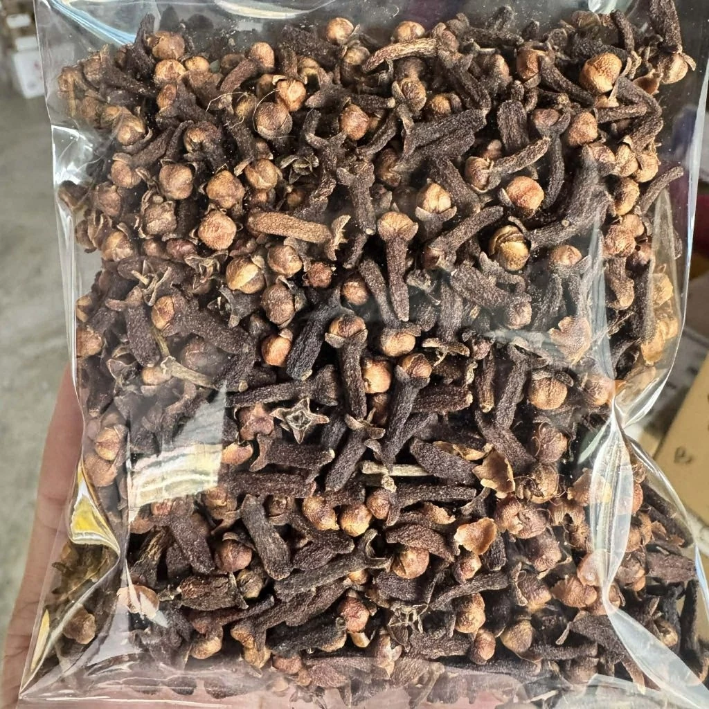 ดอกกานพลู กานพลูอบแห้ง clove. ขนาด 100 กรัม