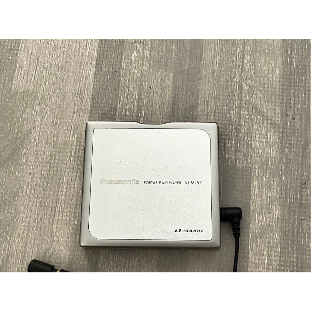 เครื่องเล่น MD PLAYER Panasonic  รุ่น SJ-MJ57 สีบรอน