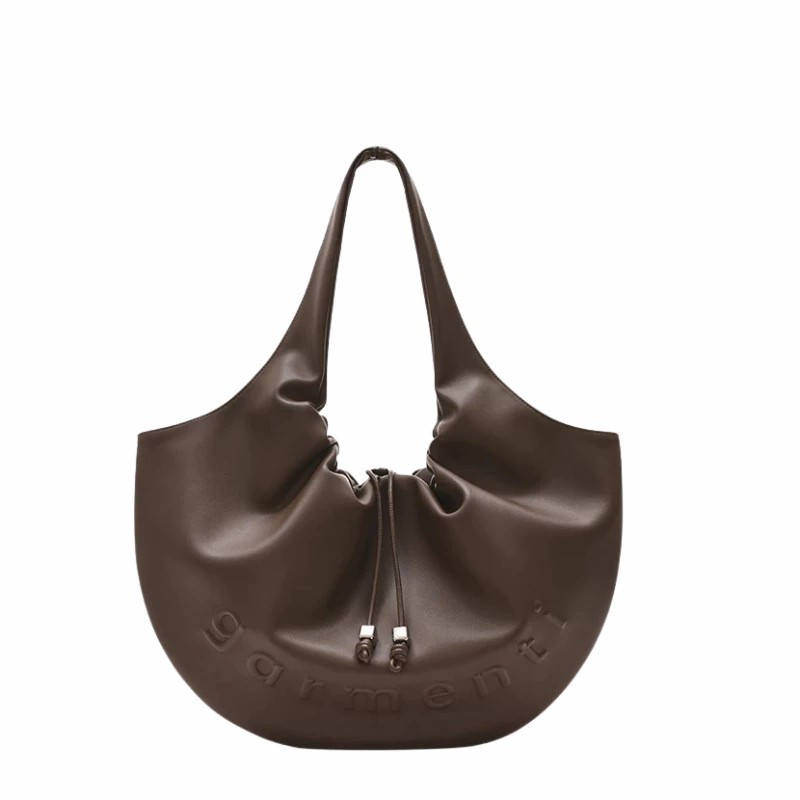 【พร้อมส่ง ในสต็อค】กระเป๋าสะพาย GARMENTI - MANTOU BAG Cacao