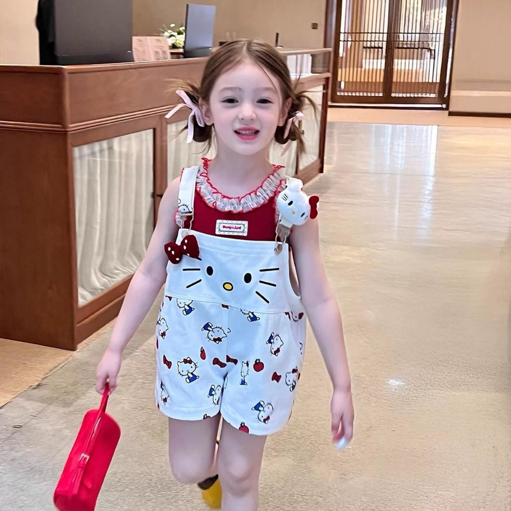 [สั่งแล้วขอคืนเงินรบกวนอย่าสั่งนะคะ] ชุดเอี๊ยม Kitty ตุ๊กตา 3D