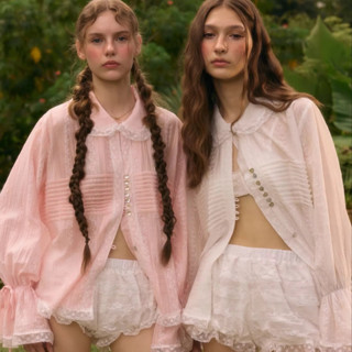 พร้อมส่ง Lookbooklookbook magnolia top เสื้อไปทะเล เสื้อลูกไ…