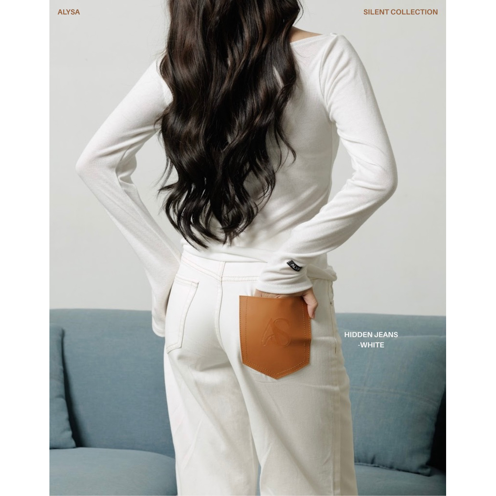 As hidden white jeans - กางเกงยีนส์สีขาวดีเทลกระเป๋าหนัง