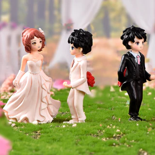 ตุ๊กตาคู่รัก ตุ๊กตาบ่าวสาว ครอบครัวจิ๋ว เค้กแต่งงาน ร้านไทยพร้อมส่ง สีสวยวางบนเค้กได้ ส่งไวได้เร็ว