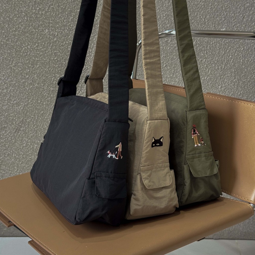 katji / พร้อมส่ง nimbag กระเป๋าผ้าสะท้อนน้ำ น้ำหนักเบา