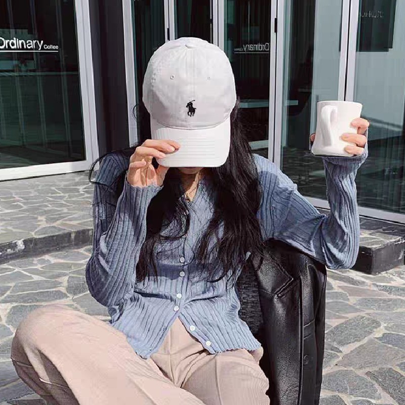 🔥หมวกเบสบอล Unisex สไตล์อินเทรนด์ ใส่แล้วหน้าเล็ก สไตล์เกาหลี ปักลายม้า แบบใหม่ คุณภาพดี
