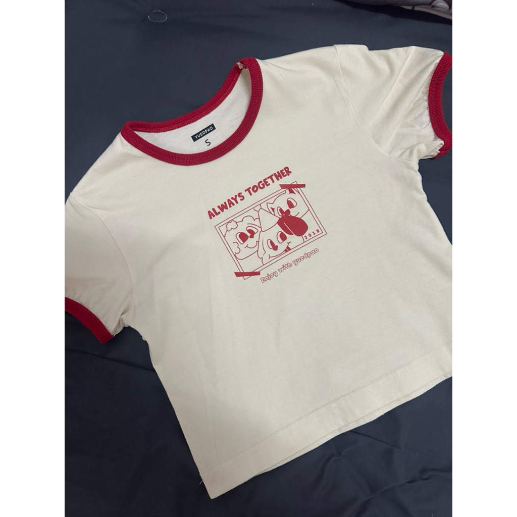 Yuedpao สีเหลืองอ่อน