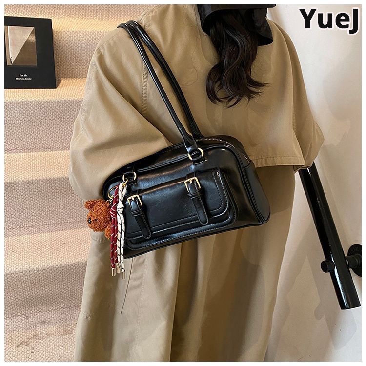 YueJ ของผู้หญิง กระเป๋าถือ ทันสมัยและอเนกประสงค์ ดีไซน์หรู หนังอย่างดี Fashion bags Size:28.5x8x16 cm - รูปที่ 3
