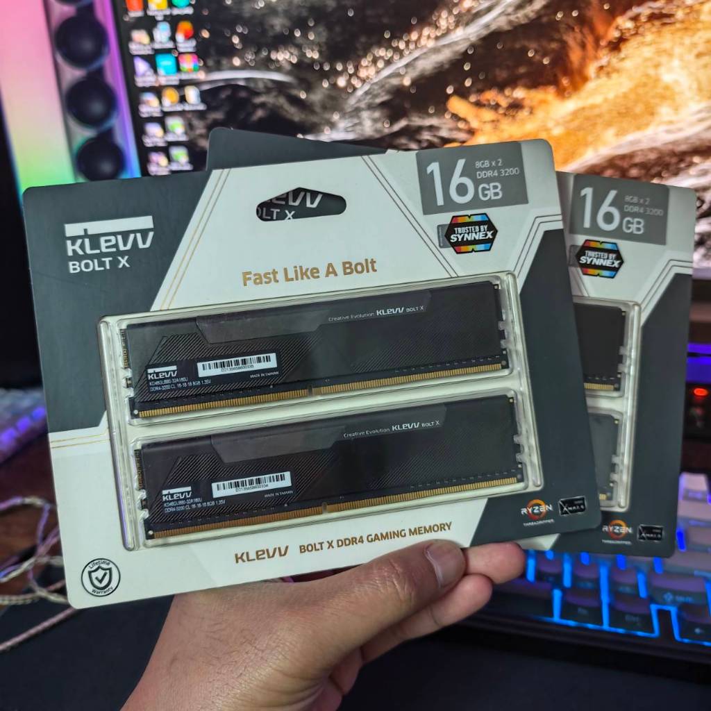 KLEVV BOLT X 16GB (8GBX2) DDR4 3200MHz (มือ 1)