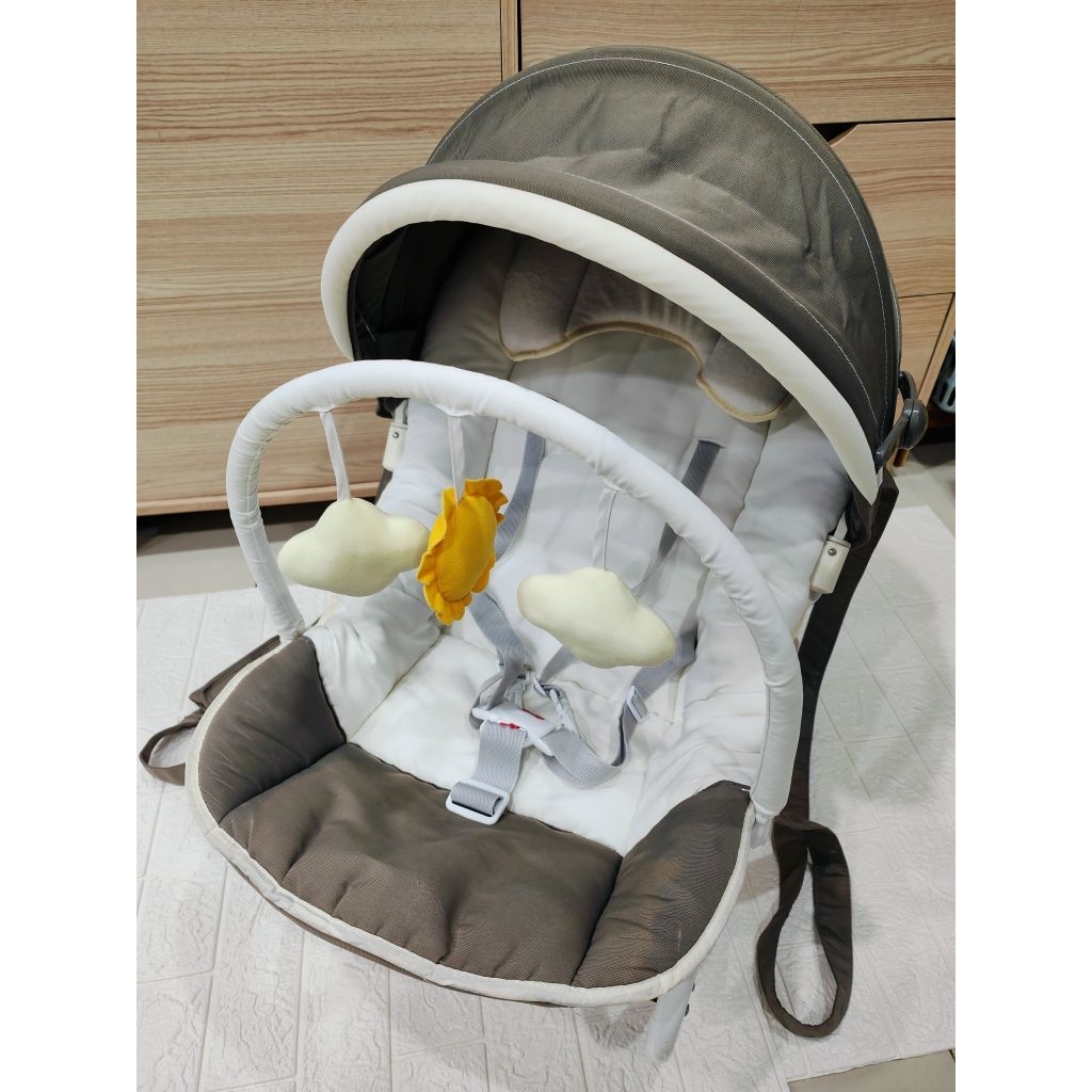 เปลโยก Katoji พร้อมโมบาย มือสอง