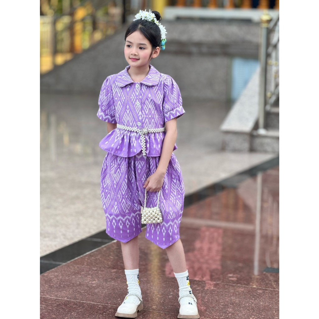 ชุดไทยโจงกระเบน+เสื้อแขนตุ๊กตาแต่งระบายชาย  ลายหัวใจ