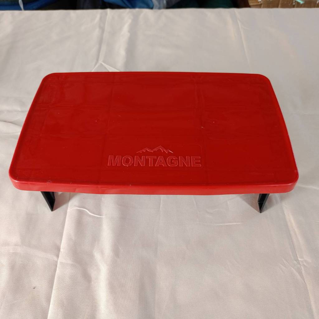 222. โต๊ะเล็ก montagne