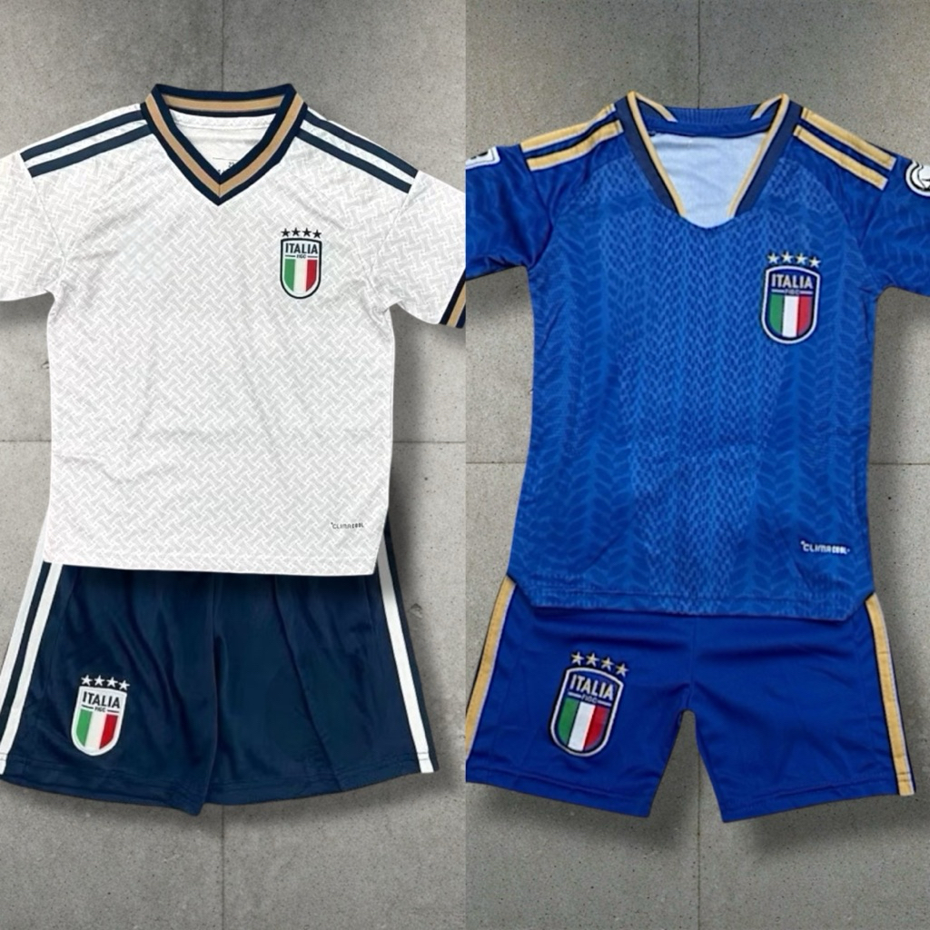 ชุดกีฬาเด็ก อิตาลี/2026 ฤดูกาลใหม่ (มีครบไซส์เริ่มจากไซส์ 14 ถึง 30) มีเสื้อพร้อมกางเกงครบชุด
