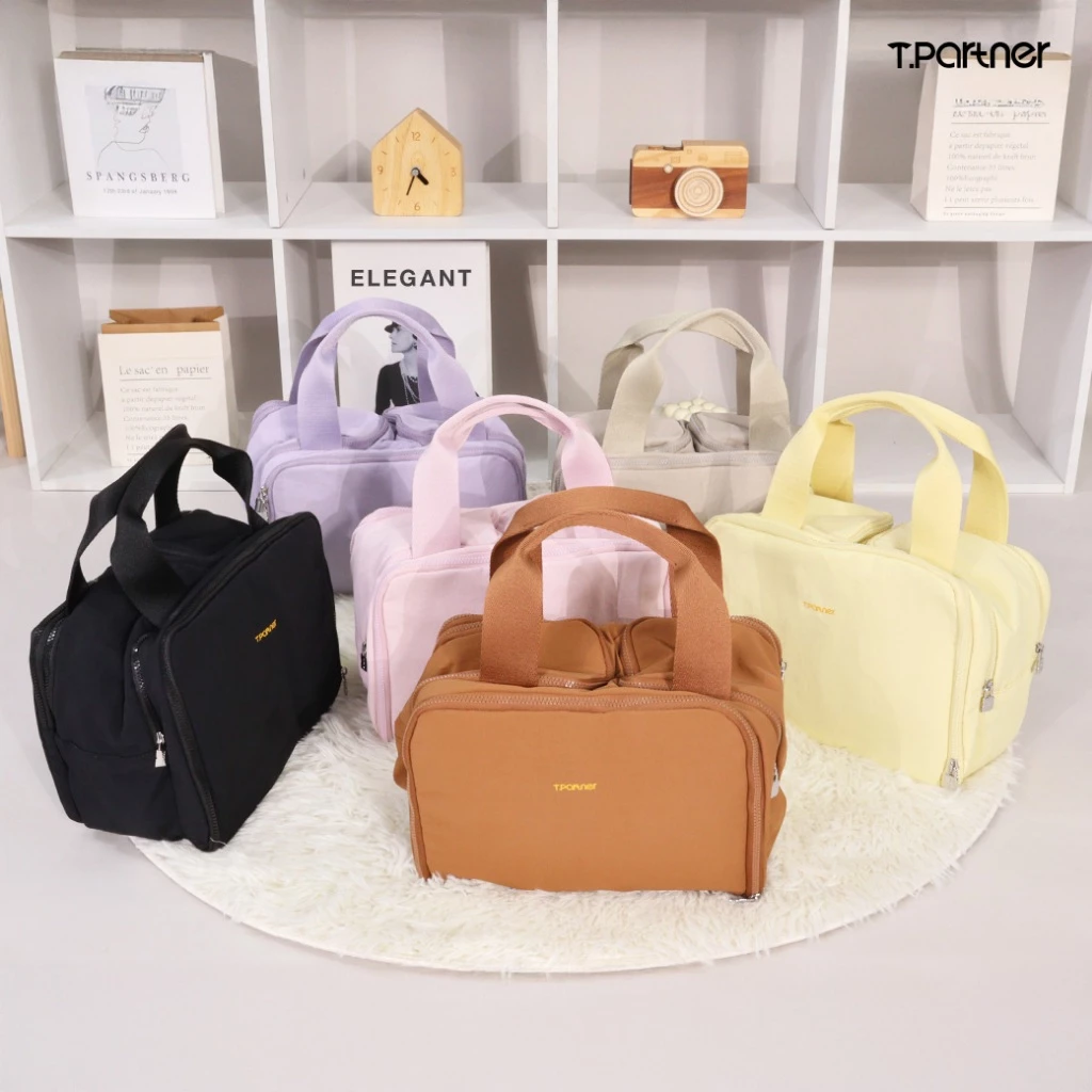 Tpartner Makeup Bag — กระเป๋าจัดระเบียบเครื่องสำอางใช้งานได้สะดวก จุเยอะ ใส่ได้ครบทั้งเมคอัพ สกินแคร์ โฟมล้างหน้า thumbnail 7