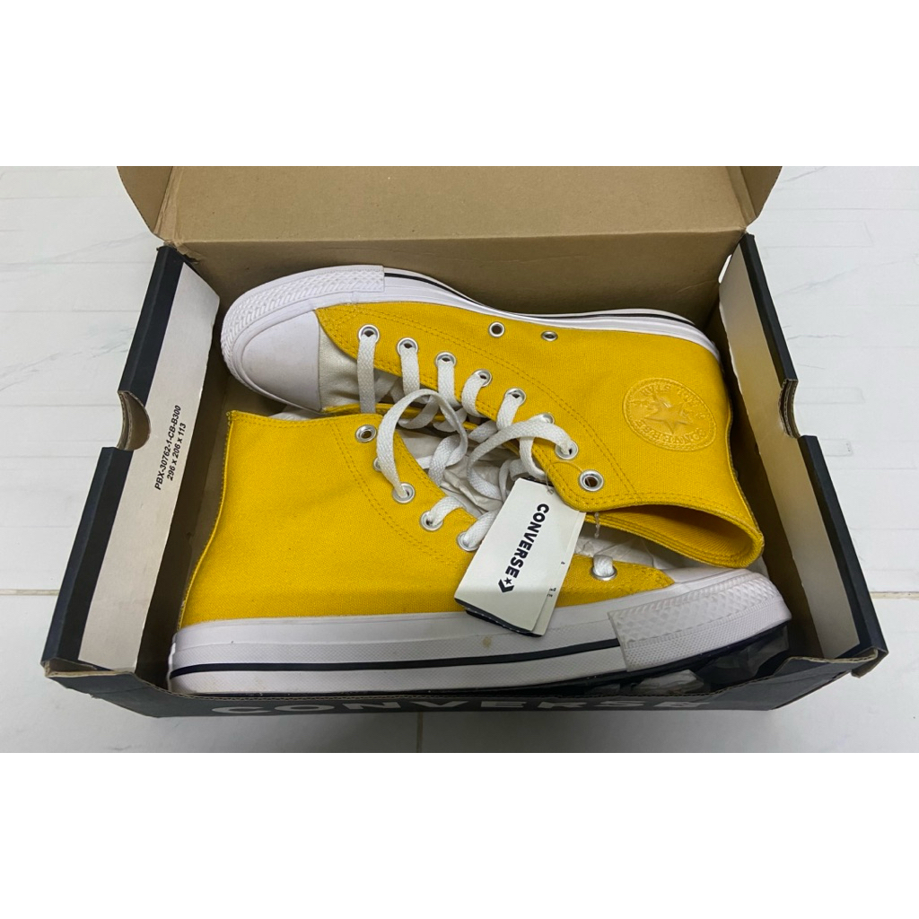 รองเท้าผ้าใบหุ้มข้อ Converse