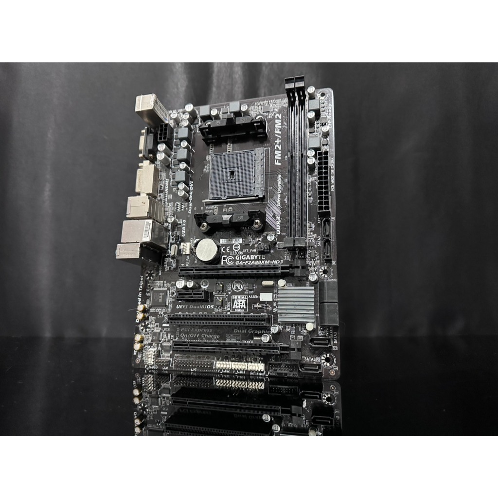 เมนบอร์ด(mainboard) Gigabyte GA-F2A88XM-HD3 (socket Fm2+)