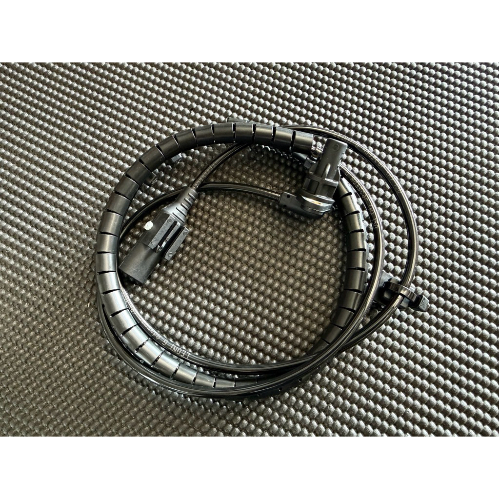 สาย abs new vespa รุ่น sprint, primavera ตัว iget (oem)